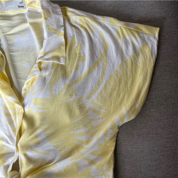 ARITZIA | Wilfred Free The Tie-Front Blouse in Yellow/White XS - Picture 9 of 12